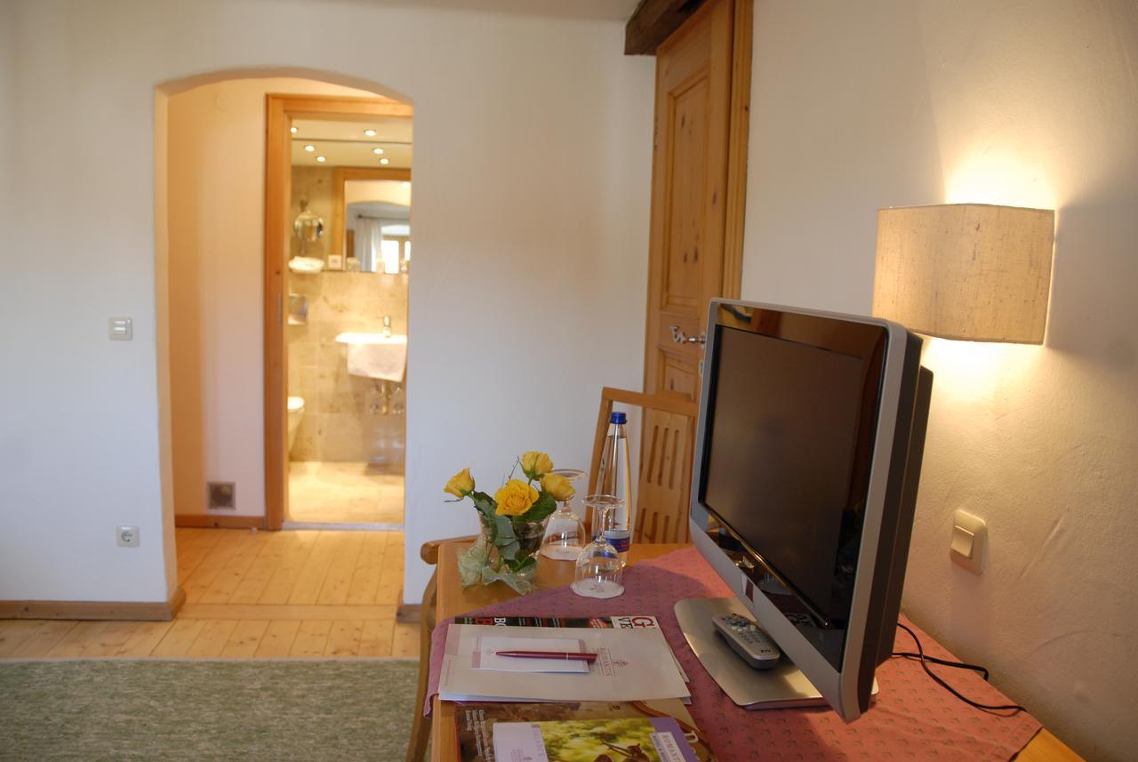 Pilgerhaus Bergen Hotel Neuburg an Der Donau Bagian luar foto
